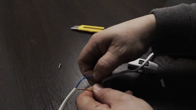 Как поставить выключатель на провод. 4 минуты и готово смотреть онлайн