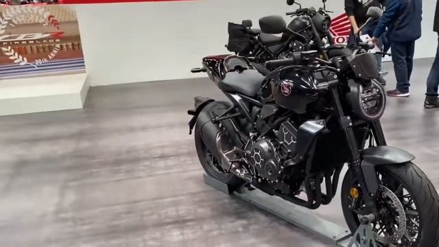 All New Honda CB1000R смотреть онлайн