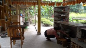 The Girl Collects Firewood for Storage - Harvests Eggplants to Sell at the Market | Trieu Mai Huong