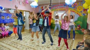 Супер зажигательный танцевальный батл на выпускной. Приобрести сценарий dessad80@bk.ru, цена 1500р.