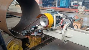 Установка для шлифовки обечаек