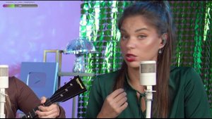 Белое Злато -В саду зеленом роза цвела