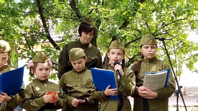 Девять страничек, страшные строчки. Тося Обыдёнова. Стихотворение Ильи Малышева