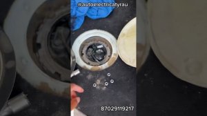 VW Tuareg 2013 не показывать датчик топлива решение проблемы