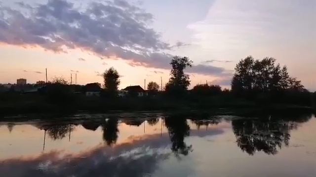 Пиццерия,закат у речки...