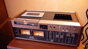 TEAC A-450 cassette deck