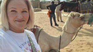 Абу Даби_Путешествие в загадочную деревню Наследий.Подарки из Carrefour, обед в кафе