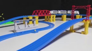 Играем в железную дорогу! Поезд Plarail JR ☆ Грузовые поезда и экспрессы ездят по железной дороге!