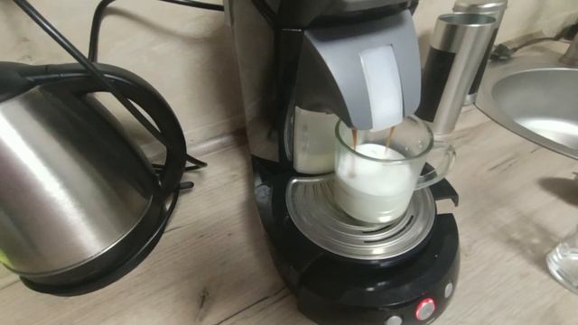 APARAT CAFEA PHILIPS SENSEO Latte Select   CAFFEE LATTEE