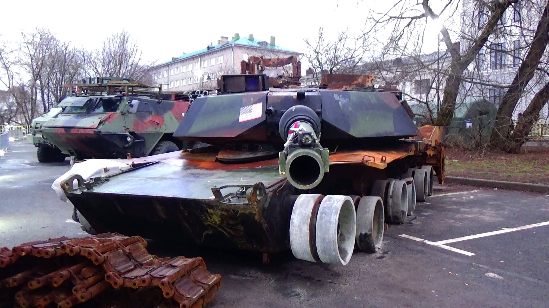 Выставка трофейной техники НАТО в Пскове смотреть онлайн