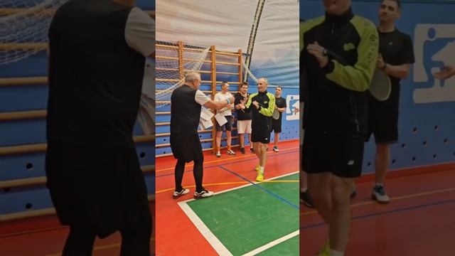 Хвастаюсь спортивными успехами. Не все же время про деревяшки видео снимать. смотреть онлайн