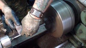 Изготовление приспособления для проверки посадки направляющей втулки клапана.