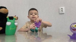 Распаковка тянущейся гориллы . Меняем лицо. Очень красивый 😍