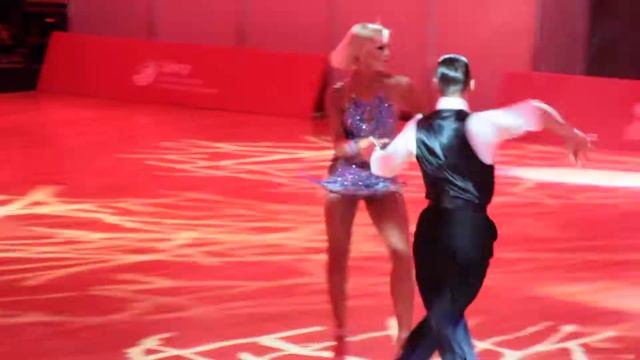 Антон Алдаев-Наталья Полухина показательные выступления смотреть онлайн