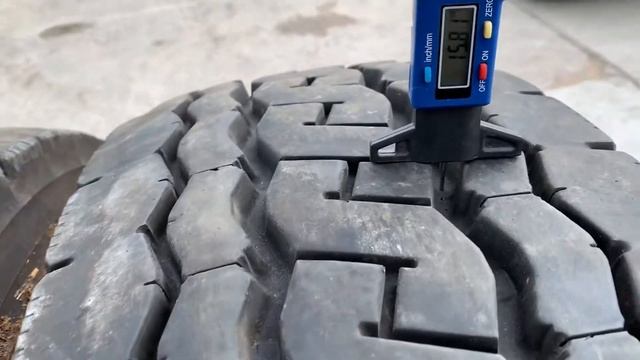 315/80r22.5 Bridgestone M810. Отличные шины для самосвала. Очень крепкая боковина. ☎️89219930017