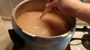 ГОРОХОВЫЙ СУП С КОПЧЕНЫМИ РЁБРЫШКАМИ В СКОРОВАРКЕ