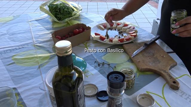 How To Make Best CAPRESE Salad 🇮🇹 SANREMO ITALY смотреть онлайн