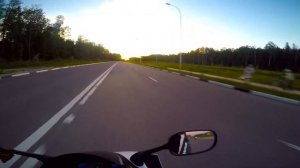 Yamaha R1 vs Yamaha FZS 1000