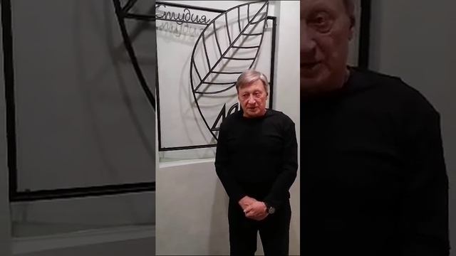 Профессиональные доктора в Студия Дент смотреть онлайн