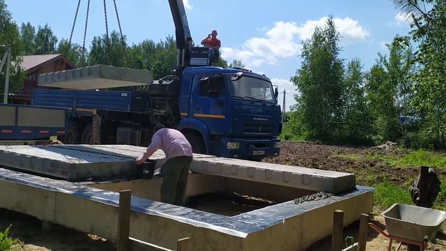 МОНТАЖ ПЛИТ ПЕРЕКРЫТИЯ ПК НА ФУНДАМЕНТ ТИСЭ. МОНТИРУЕМ ПЛИТЫ ПК ИЛИ САМЫЙ БЫСТРЫЙ ПОЛ. смотреть онлайн