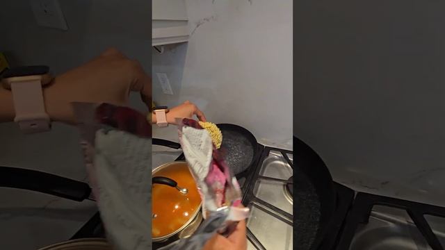 Buldak! Cream Carbonara! #buldak #instantnoodles #carbonara #koreanfood #cooking смотреть онлайн