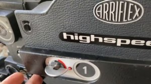 Arriflex Sr2   Super 16 mm Camera - How does a Film Camera works - 16mm Motion Picture Projector