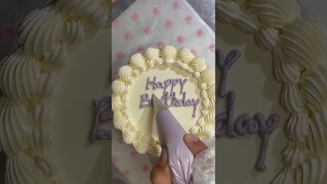 Let’s make a bento cake #cakevideos #cakeshorts #cake #bentocake #lunchboxcake