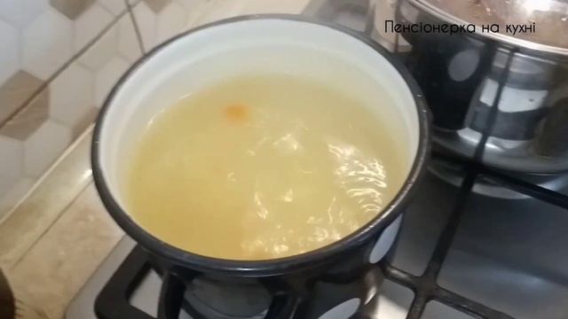 КУРЯЧИЙ СУП І КОМПОТ ІЗ ЗАМОРОЖЕНИХ ЯГІД #суп #курячийсуп #ягоди смотреть онлайн