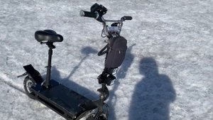 Электросамокат из гироскутера. Выезд после зимы. 700w полный привод. 4