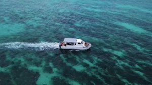 4K UHD Парусные яхты и потрясающие катера - Океан-море - расслабляющая музыка