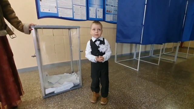 Донецк сегодня 16.03.2024 Сбросы с БПЛА и блины на выборах смотреть онлайн