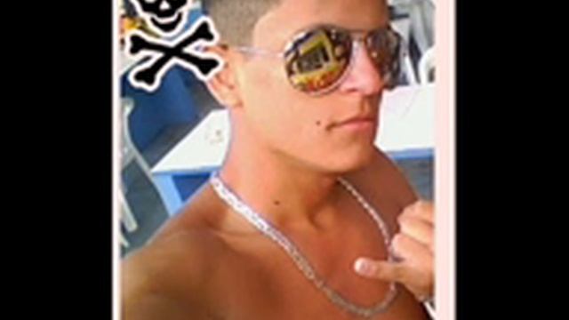 Yolanda Be Cool vrs. DCUP - We No Speak Americano (Dutch Radio смотреть онлайн