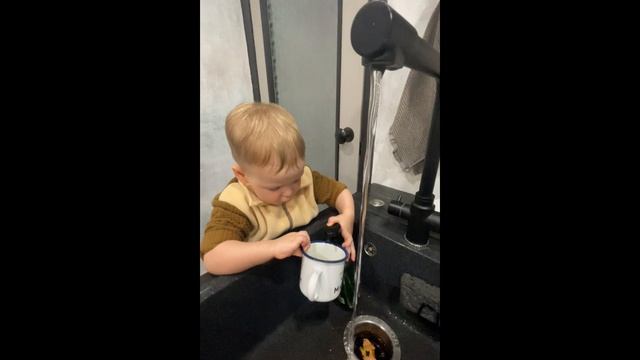 Игры на кухне с водой