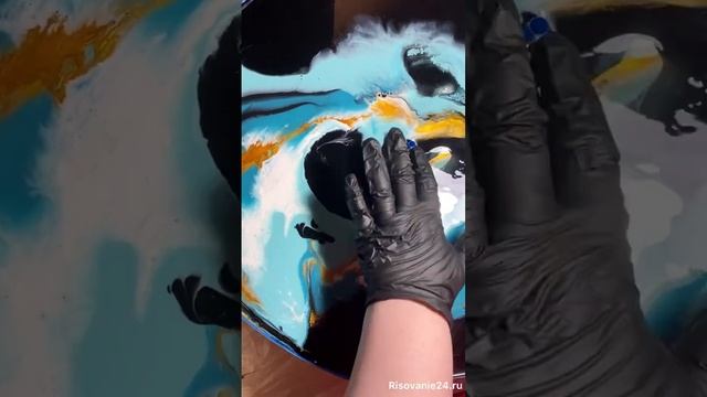 Процесс создания часов из эпоксидной смолы #resinart #resinartist #art #drawing #эпоксиднаясмола смотреть онлайн