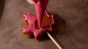 Роспись пряников КЛЕНОВЫЙ ЛИСТ - 10 mins cookies decoration