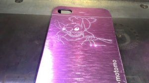 Лазерная гравировка чехла для Айфона