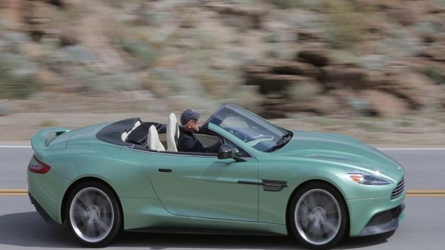 Driving New Mazda CX-3 SUV on the Hills Photos смотреть онлайн