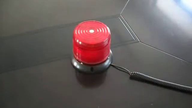 TBH-613 B  red xenon beacon light with magnetic base cigarette plug смотреть онлайн