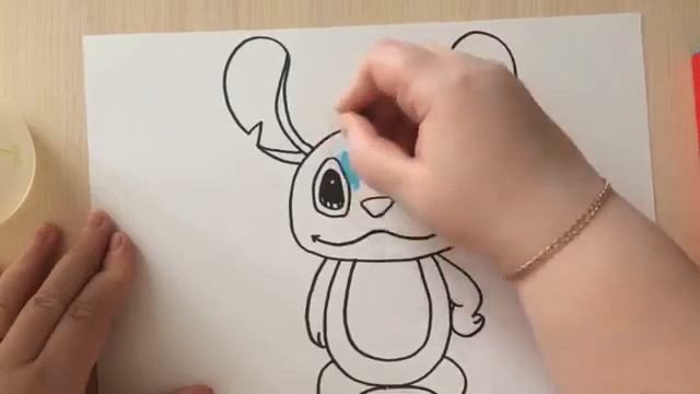 Рисуем персонаж из мультика. Урок рисования. Дети рисуют поэтапно