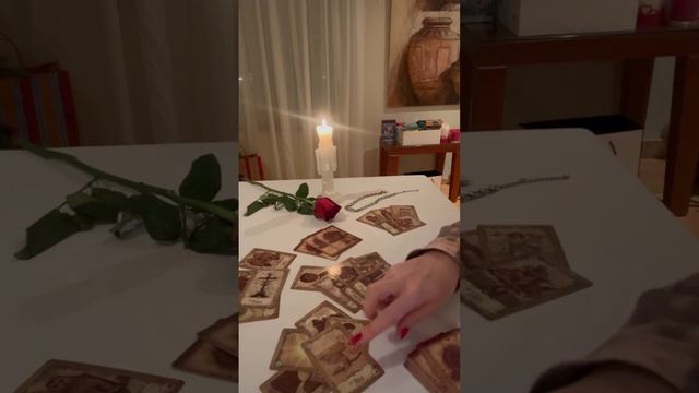 Его истинные чувства к Вам?
#таро         #тароонлайн            #гаданиеонлайн