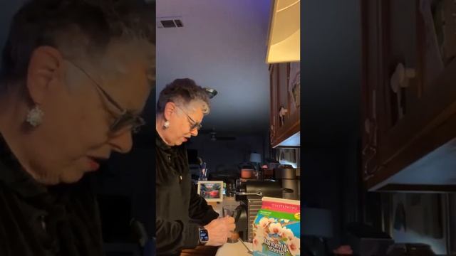 Winter Iced Coconut Caramel Coffee! (Nespresso or your choice) смотреть онлайн