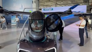 Конференция новых технологий CHERY. Китай 2024. Летающий автомобиль, беспилотный автомобиль