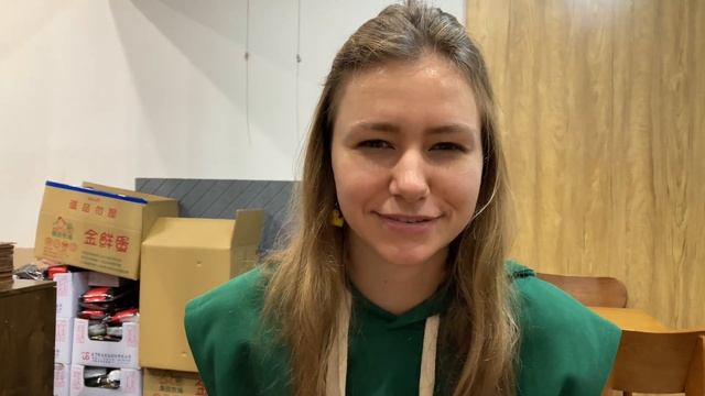 Почти обзор еды на Тайване| Пробуем вегетарианскую еду| булки с корицей| И немного кишки смотреть онлайн