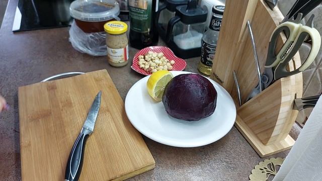 Карпачо из свеклы и перловка в горшочке/ужин