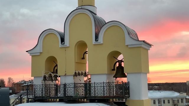 Звонарь