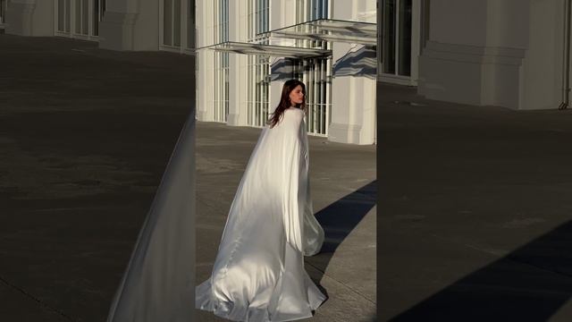 Кейп Верея из коллекции «Sign» от бренда Anna Kuznetcova