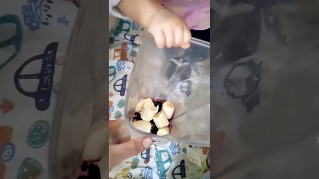 1й завтрак смузи банан-черная смородина смотреть онлайн