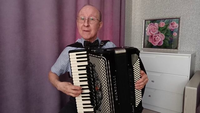 Пройду по Абрикосовой с известным Вам философом!