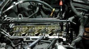 Suzuki grand vitara 2008 год двс  J2.4A замена сальников клапанов.