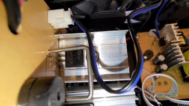 POWERMAT PM-PM-60B vs VOLT POLSKA A80 - porównanie prostowników смотреть онлайн